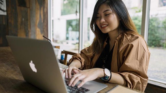 How do employees in Vietnam feel about remote working?